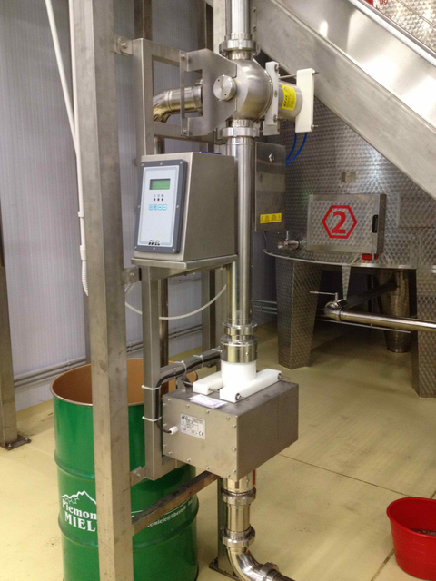 CO-EL Metal detector System for liquids and viscous products, pas