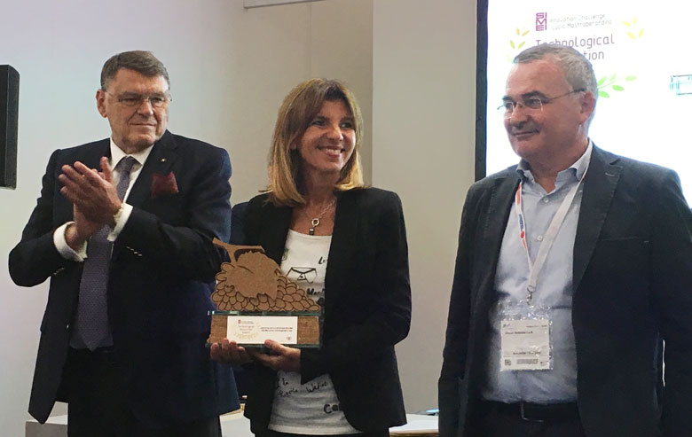Antonietta Bertolaso riceve il premio technological innovation
