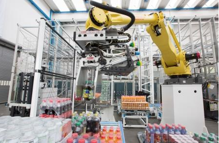 Automatic Pick to Pallet System di System Logistics presentato al drinktec2017